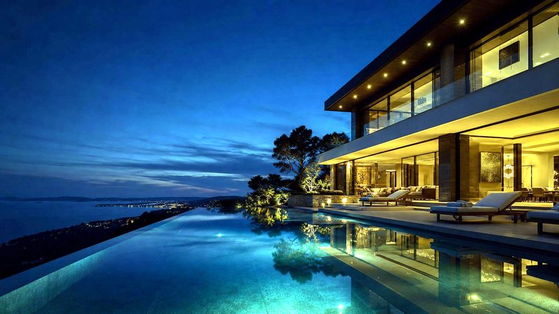 Pool deck